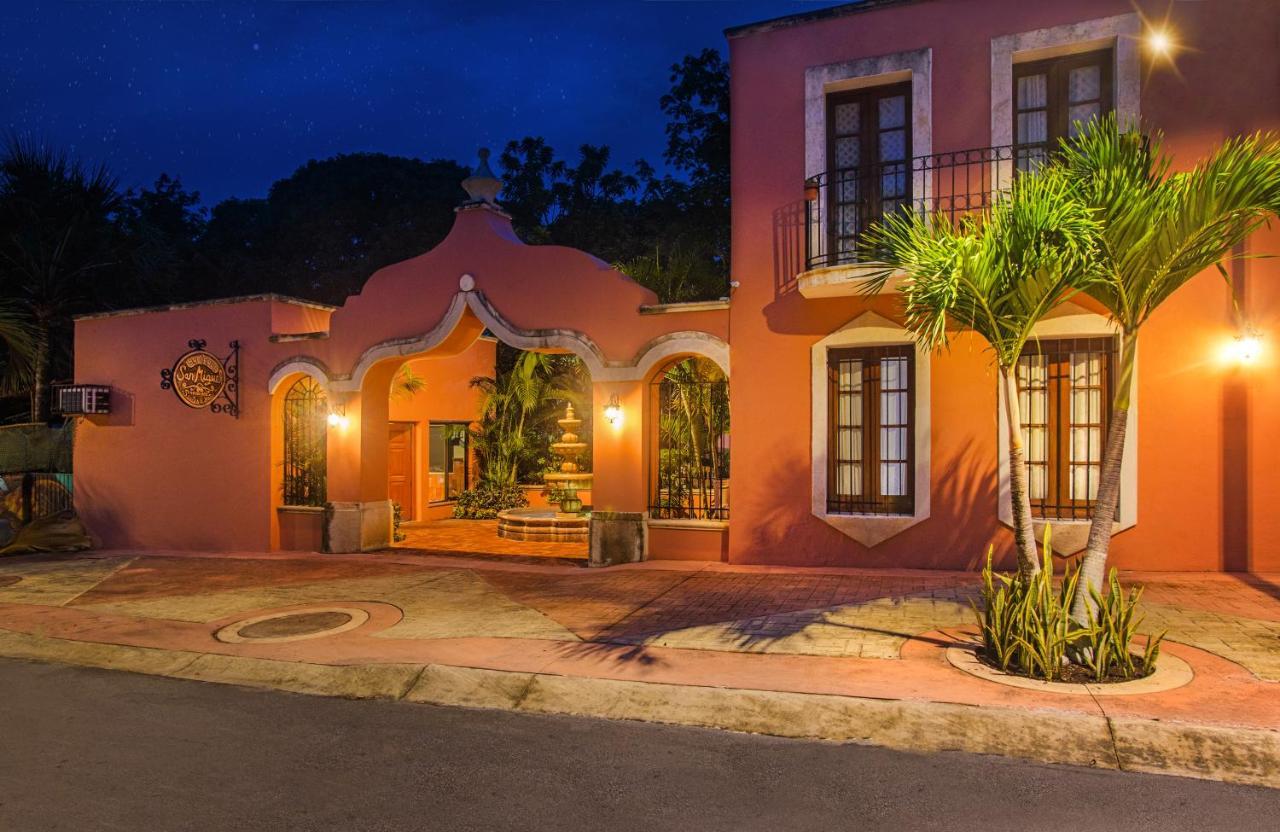 Hacienda San Miguel Hotel & Suites Косумель Экстерьер фото
