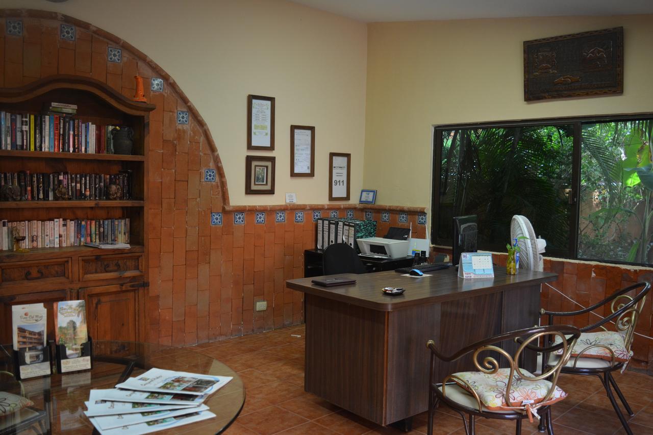 Hacienda San Miguel Hotel & Suites Косумель Экстерьер фото